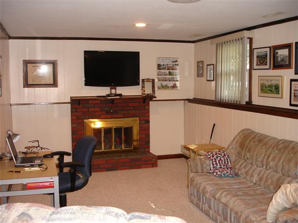 95 Shirley Road Stoughton, MA 02072 - Photo 12 of 18 Gallery Image 12