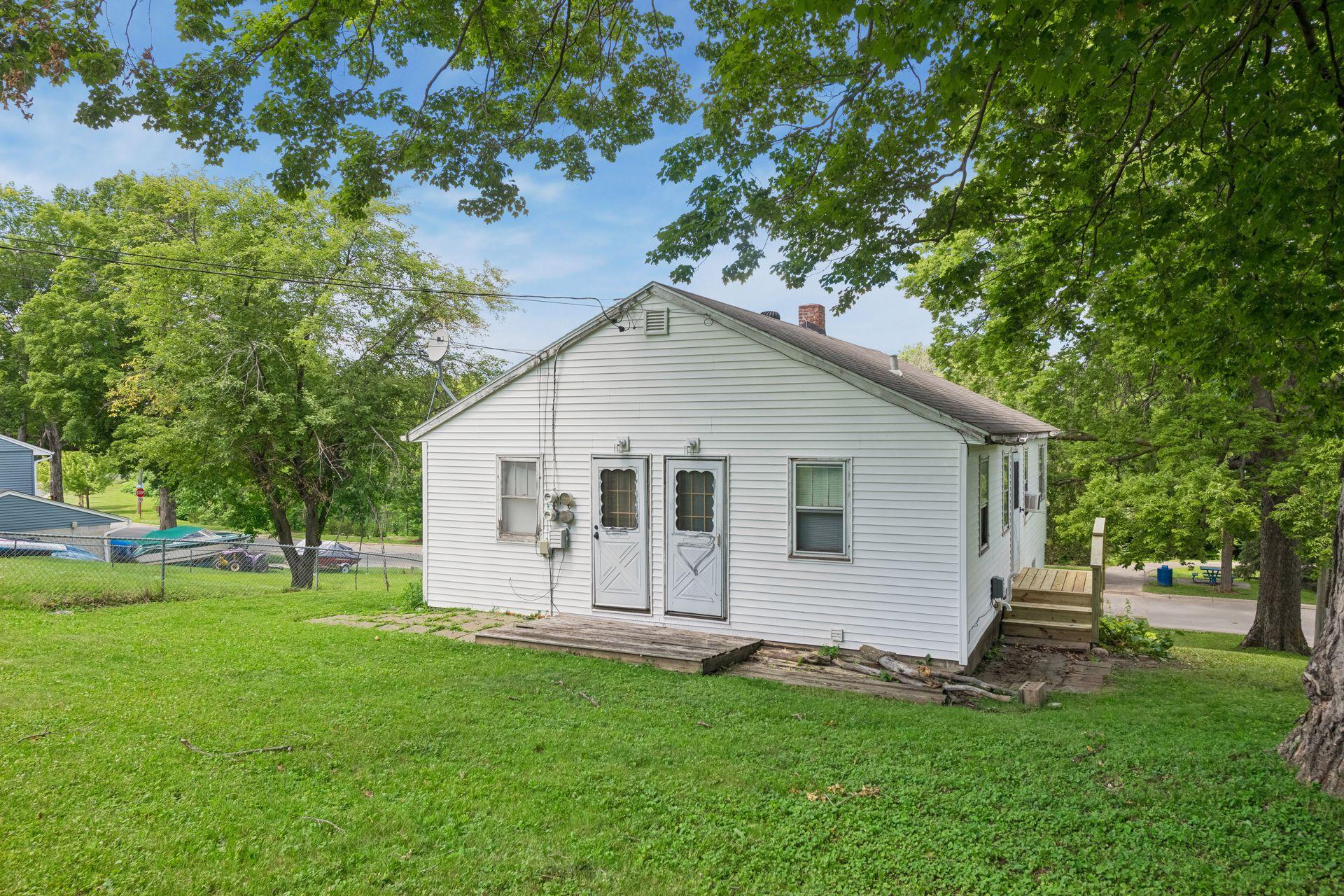 4365 Warren Avenue Spring Park, MN 55384 - Photo 7 of 10