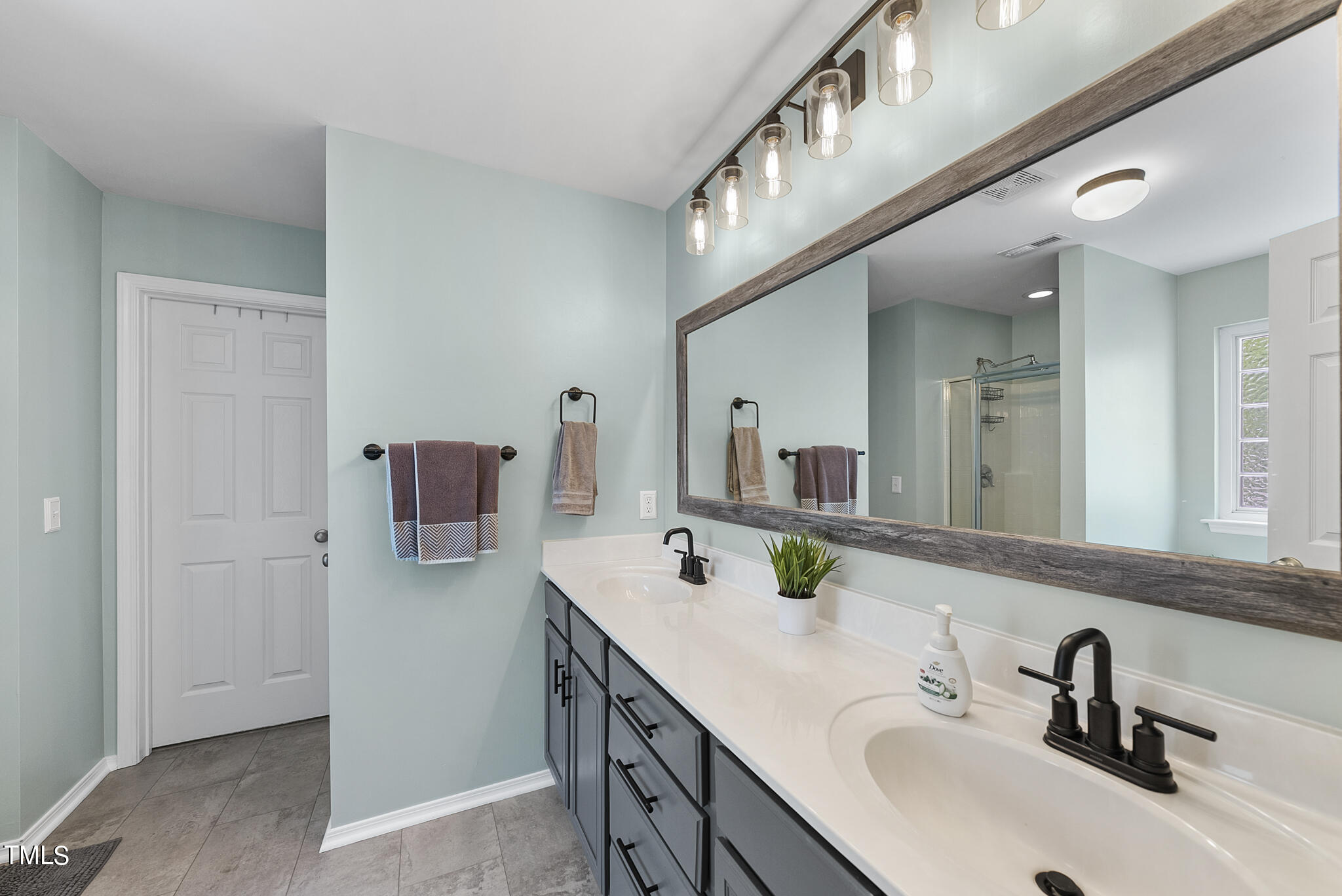 8402 Flat Keystone Drive Raleigh, NC 27613 - Photo 23 of 33 DSC03279