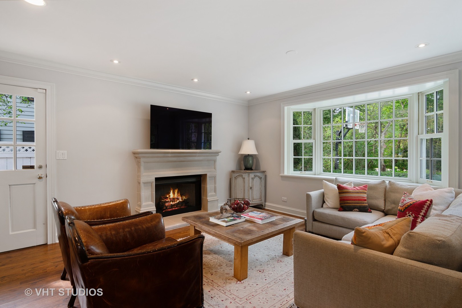 1170 Broadmeadow Road Winnetka, IL 60093 - Photo 19 of 36