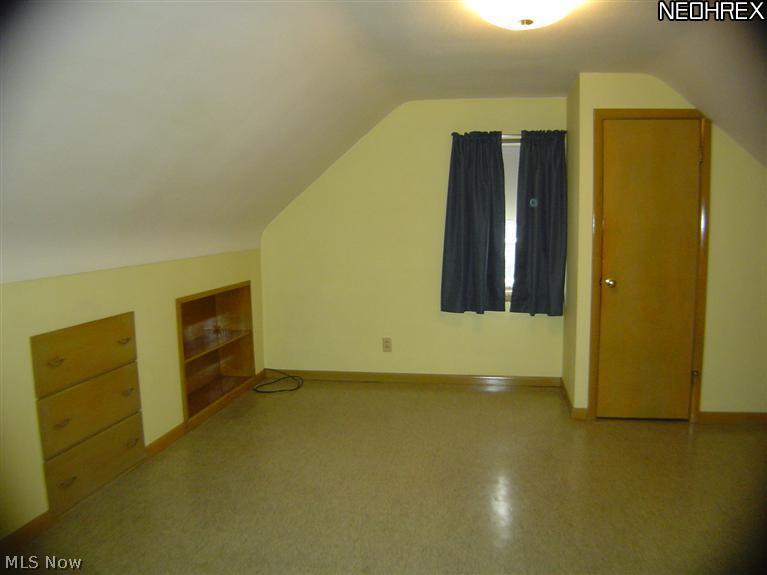 29953 Elgin Road Wickliffe, OH 44092 - Photo 17 of 25 Gallery Image 17