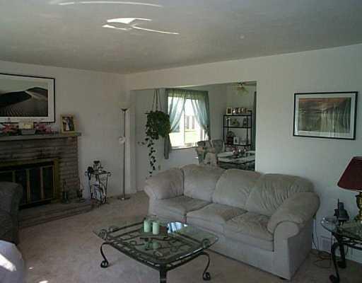 4081 Cork Bocktown Road Clinton, PA 15026 - Photo 4 of 8 Living Room.