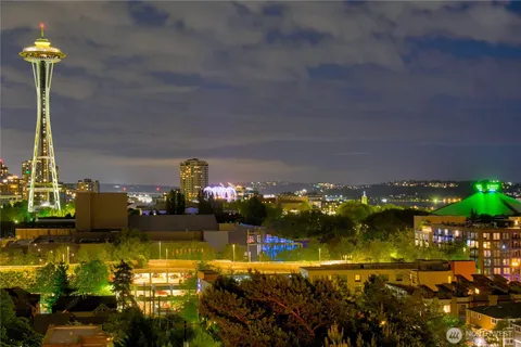 $3,295,000 | 922 Nob Hill Avenue North, Seattle, WA 98109