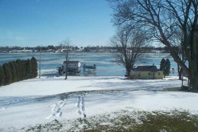 1775 North River Road St. Clair, MI 48079 - Photo 12 of 13 31090623-11.JPG