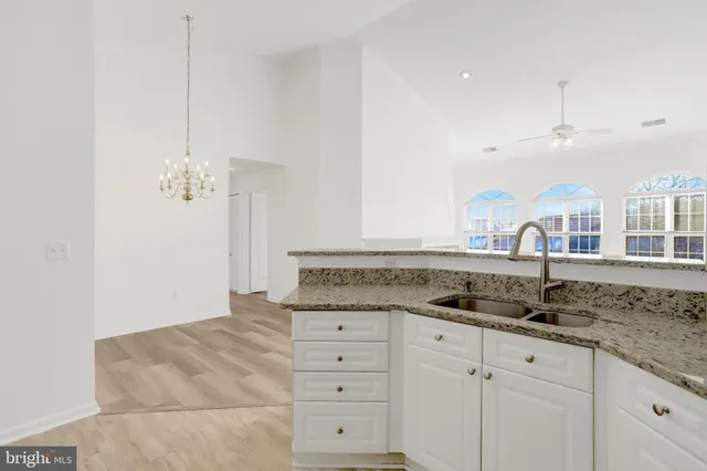 $2,975 | 6610 L Netties Lane, Alexandria, VA 22315