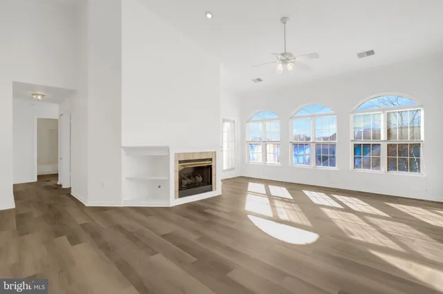 $2,975 | 6610 L Netties Lane, Alexandria, VA 22315