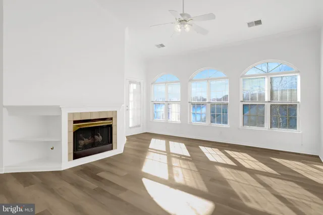 $2,975 | 6610 L Netties Lane, Alexandria, VA 22315