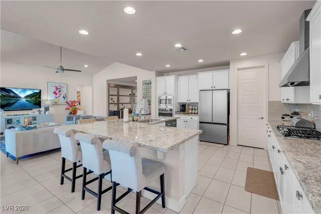 $825,000 | 8400 Footpath Street, Las Vegas, NV 89166
