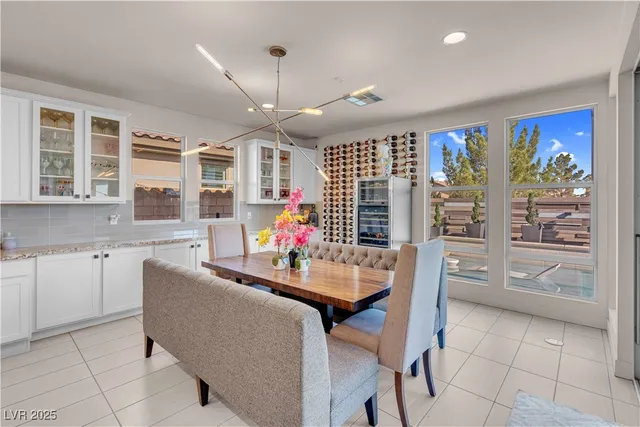 $825,000 | 8400 Footpath Street, Las Vegas, NV 89166