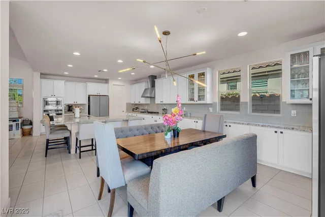 $825,000 | 8400 Footpath Street, Las Vegas, NV 89166