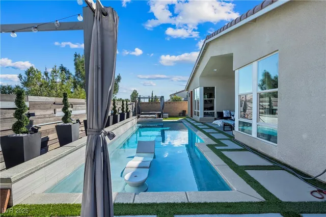 $825,000 | 8400 Footpath Street, Las Vegas, NV 89166