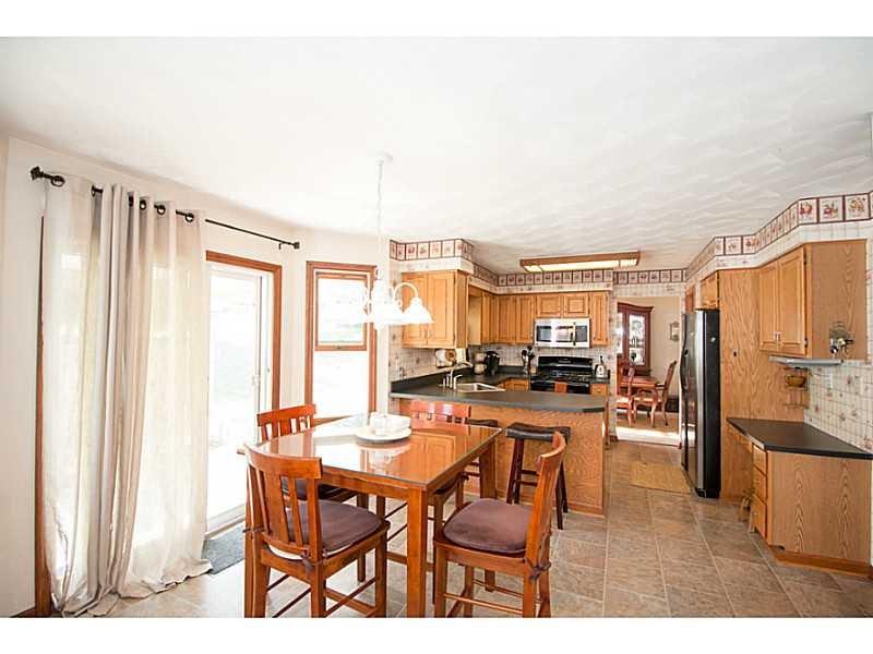 2235 Hyland Road Irwin, PA 15642 - Photo 2 of 23 Eat in Kitchen w/view of Formal Dining Area