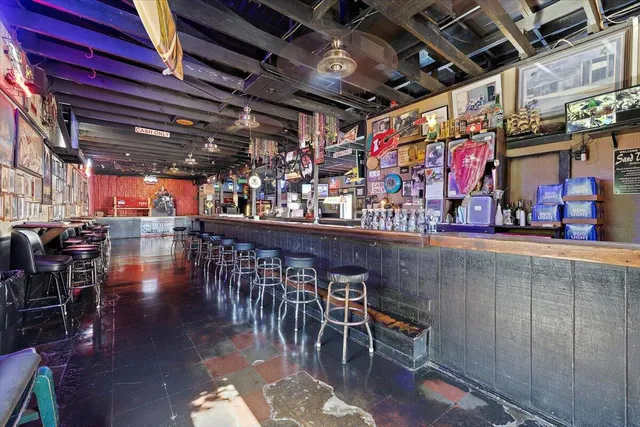 $3,000,000 | 7 Center Street, Folly Beach, SC 29439