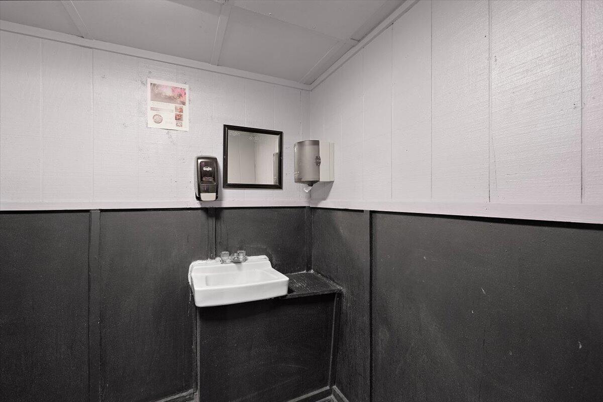 7 Center Street Folly Beach, SC 29439 - Photo 27 of 47 40-BN0A9199