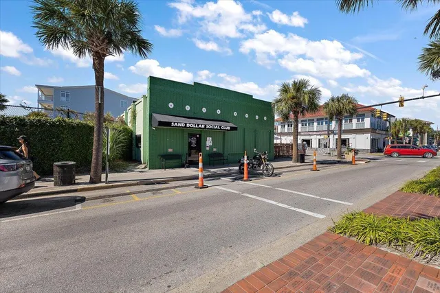 $3,000,000 | 7 Center Street, Folly Beach, SC 29439