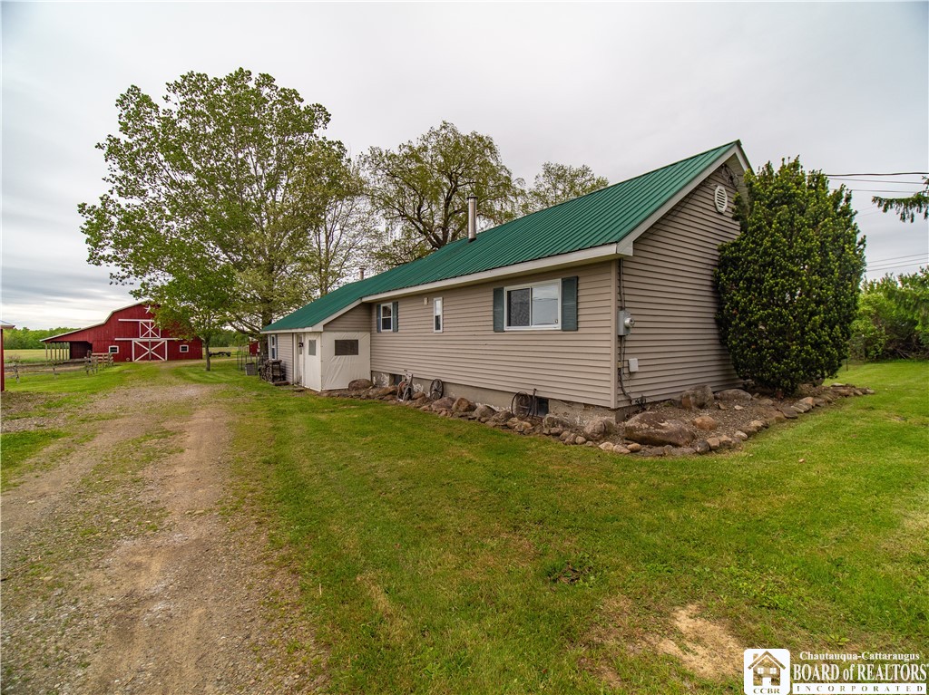 873 Wellman Road Busti, NY 14710 - Photo 2 of 47