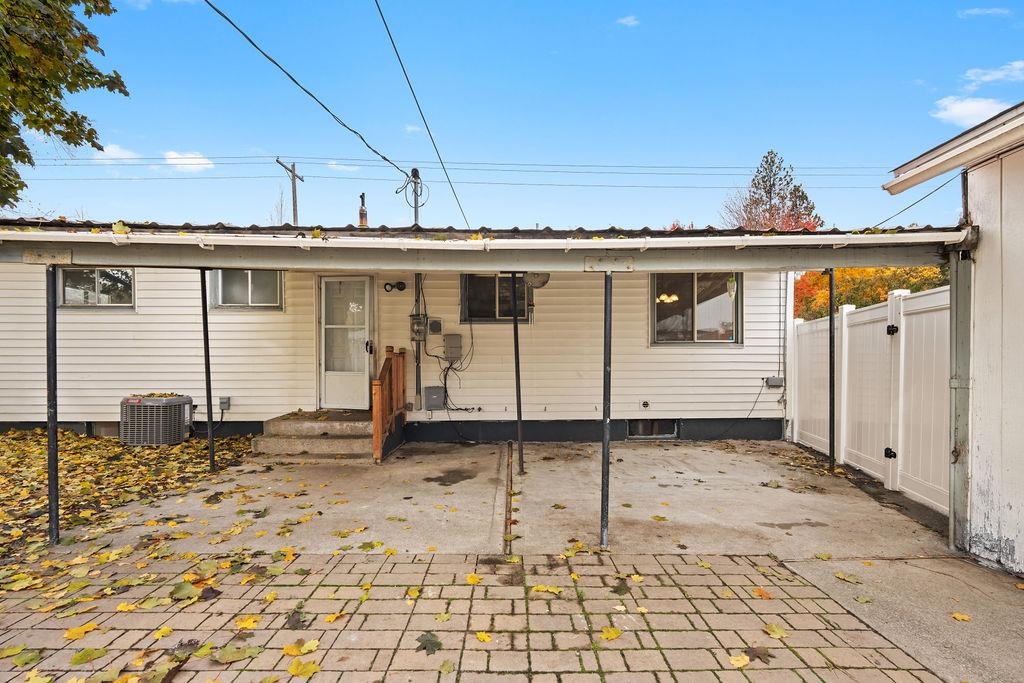 6814 North Cedar Road Spokane, WA 99208 - Photo 35 of 44