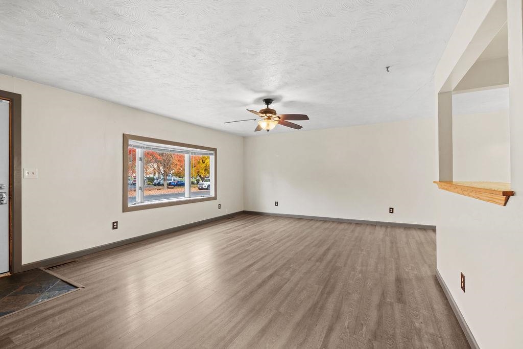 6814 North Cedar Road Spokane, WA 99208 - Photo 7 of 44