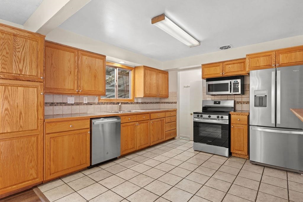 6814 North Cedar Road Spokane, WA 99208 - Photo 9 of 44