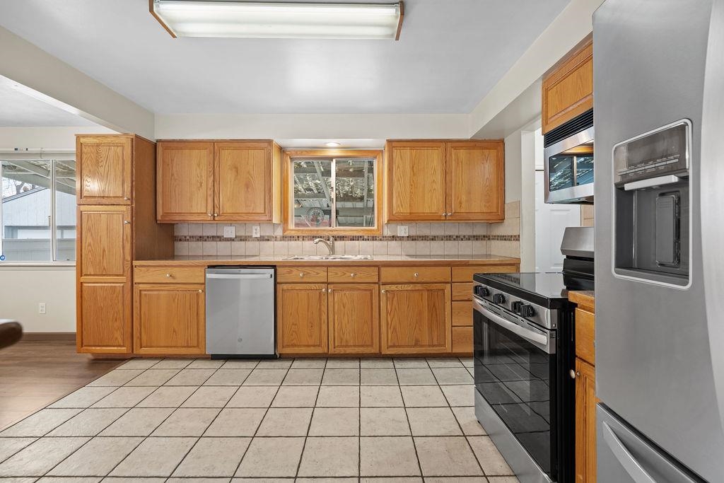 6814 North Cedar Road Spokane, WA 99208 - Photo 10 of 44