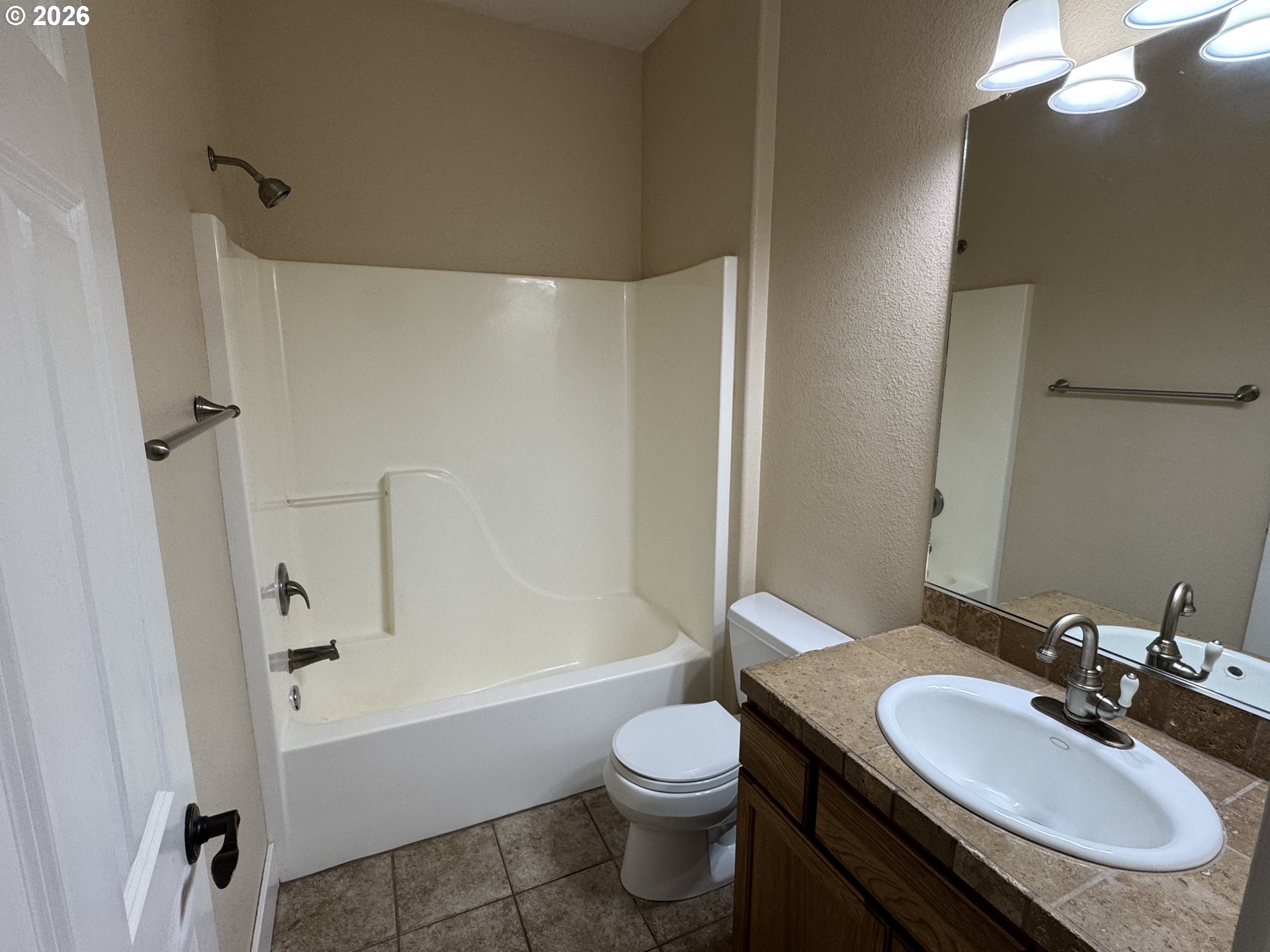 830 Horseshoe Bend Road Centerville, WA 98613 - Photo 20 of 35 Bathroom