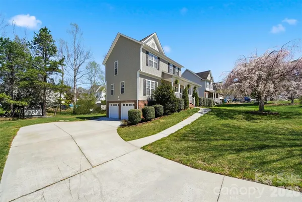 $365,000 | 2410 27th Ave Circle Northeast, Hickory, NC 28601