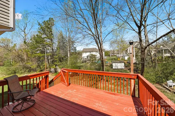 $365,000 | 2410 27th Ave Circle Northeast, Hickory, NC 28601