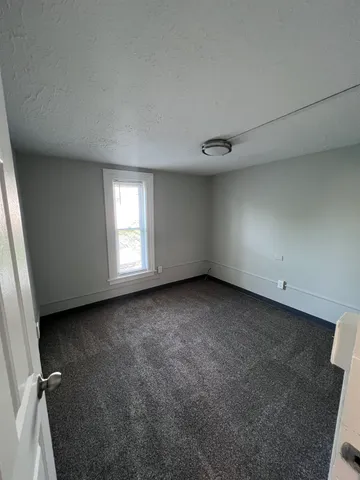 $1,700 | 118 Riddle Street, Unit 1R, Manchester, NH 03102