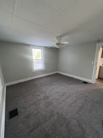 $1,700 | 118 Riddle Street, Unit 1R, Manchester, NH 03102