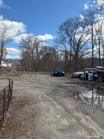 $350,000 | 347-349 Kennedy Drive, Putnam, CT 06260