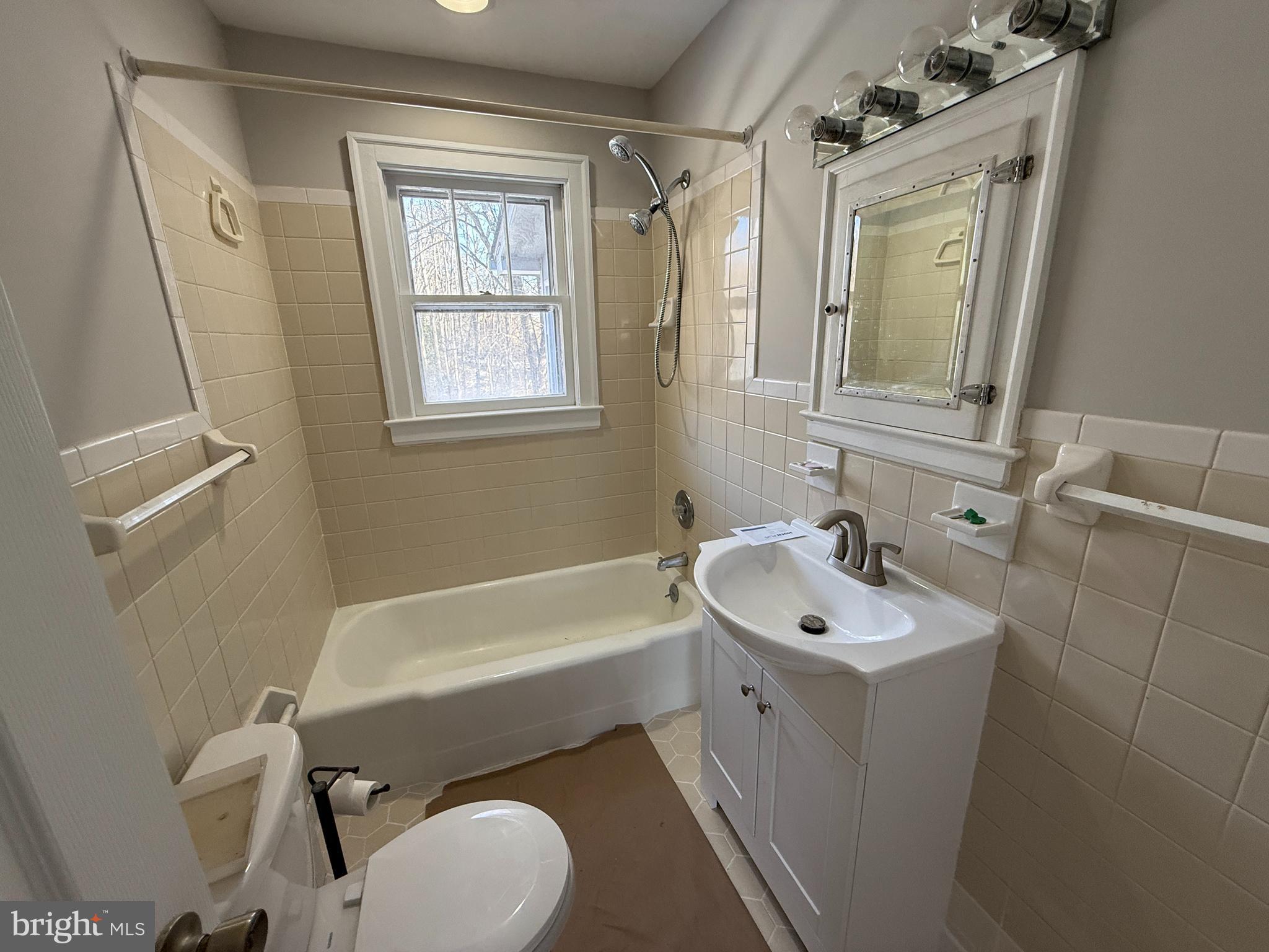 14205 Dumfries Road Manassas, VA 20112 - Photo 16 of 17