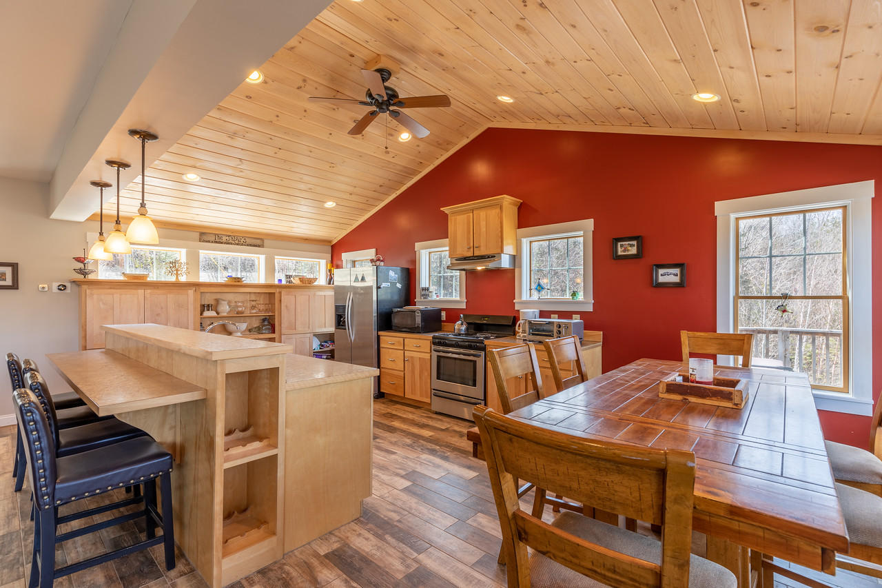 1024 North Ridge Road, Unit 1 Carrabassett Valley, ME 04947 - Photo 9 of 35 14
