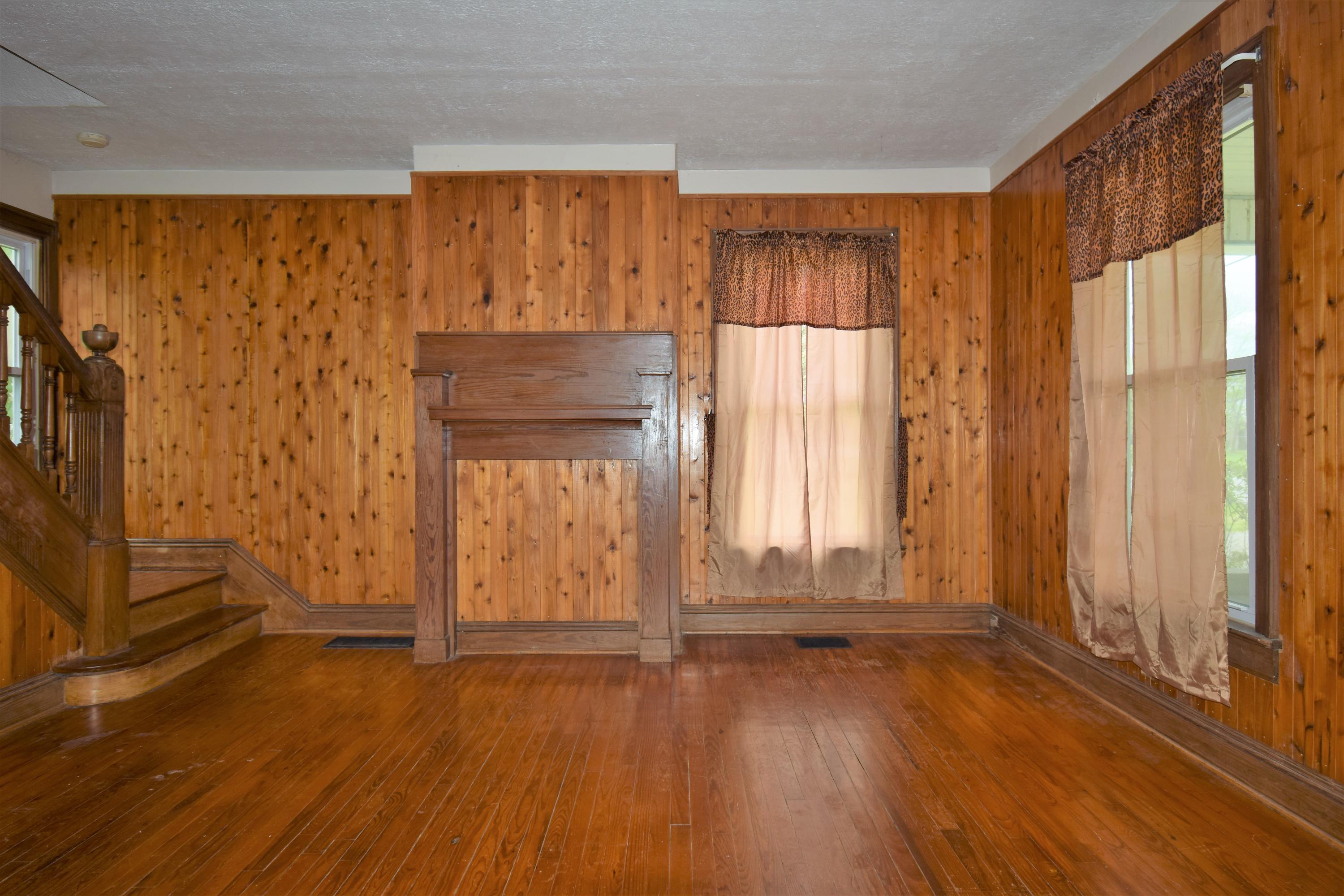 5012 Troy Road Springfield, OH 45502 - Photo 3 of 30