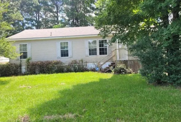 $105,200 | 8405 North Woodlands Trail, Greenwood, LA 71033