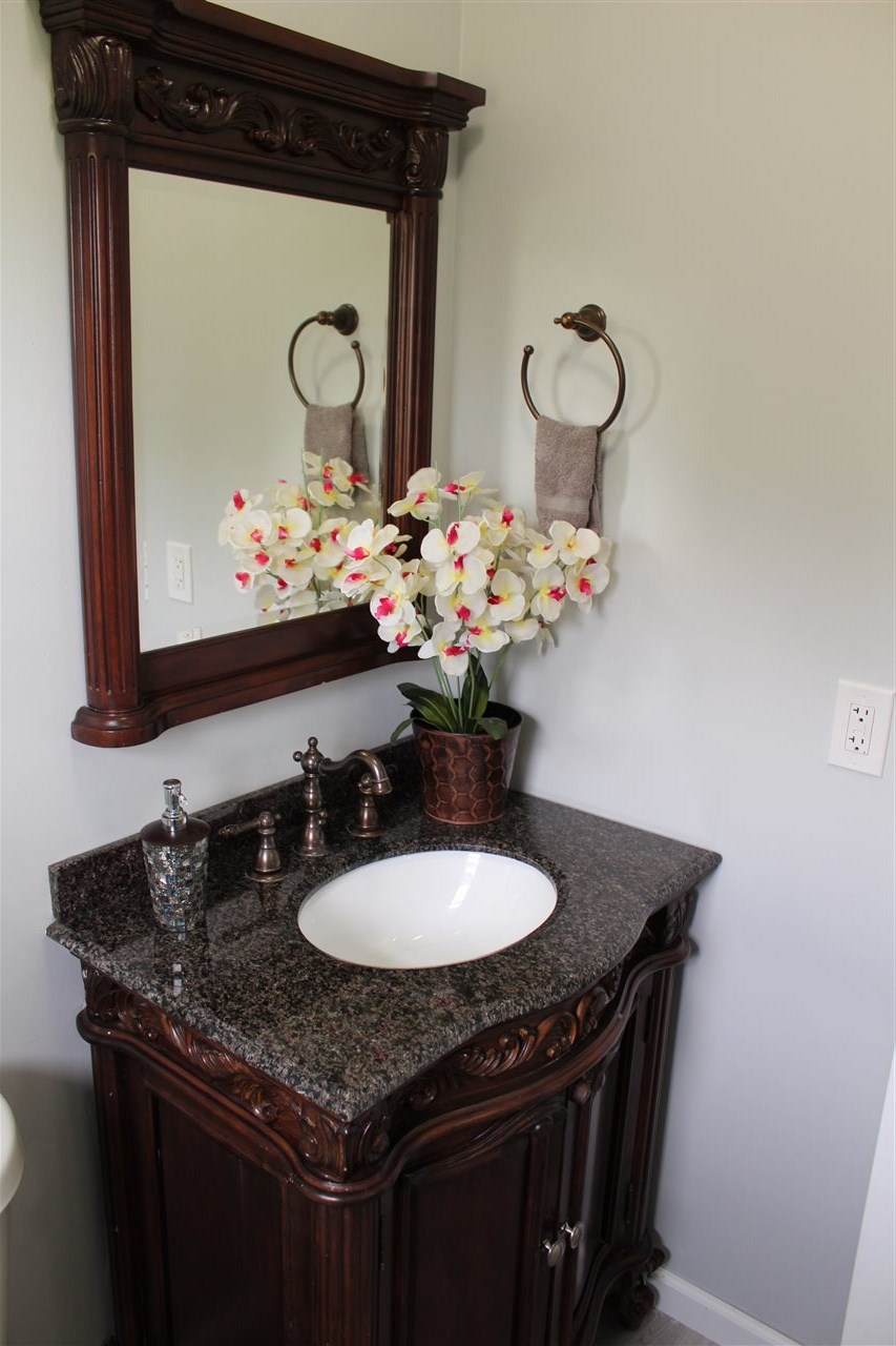 8499 North Bray Road Mount Morris, MI 48458 - Photo 15 of 45 50012181-14.JPG