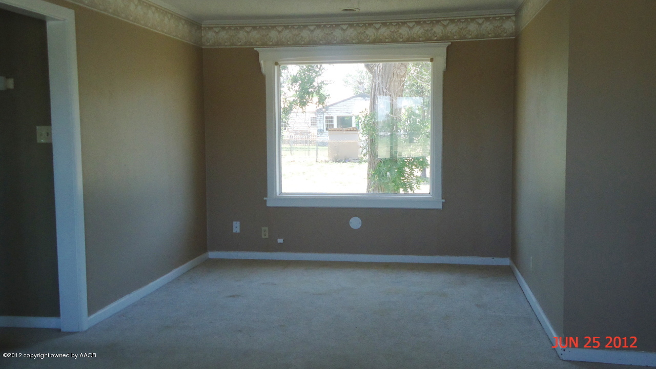 3816 Parker Street Amarillo, TX 79110 - Photo 3 of 11 Dining Room