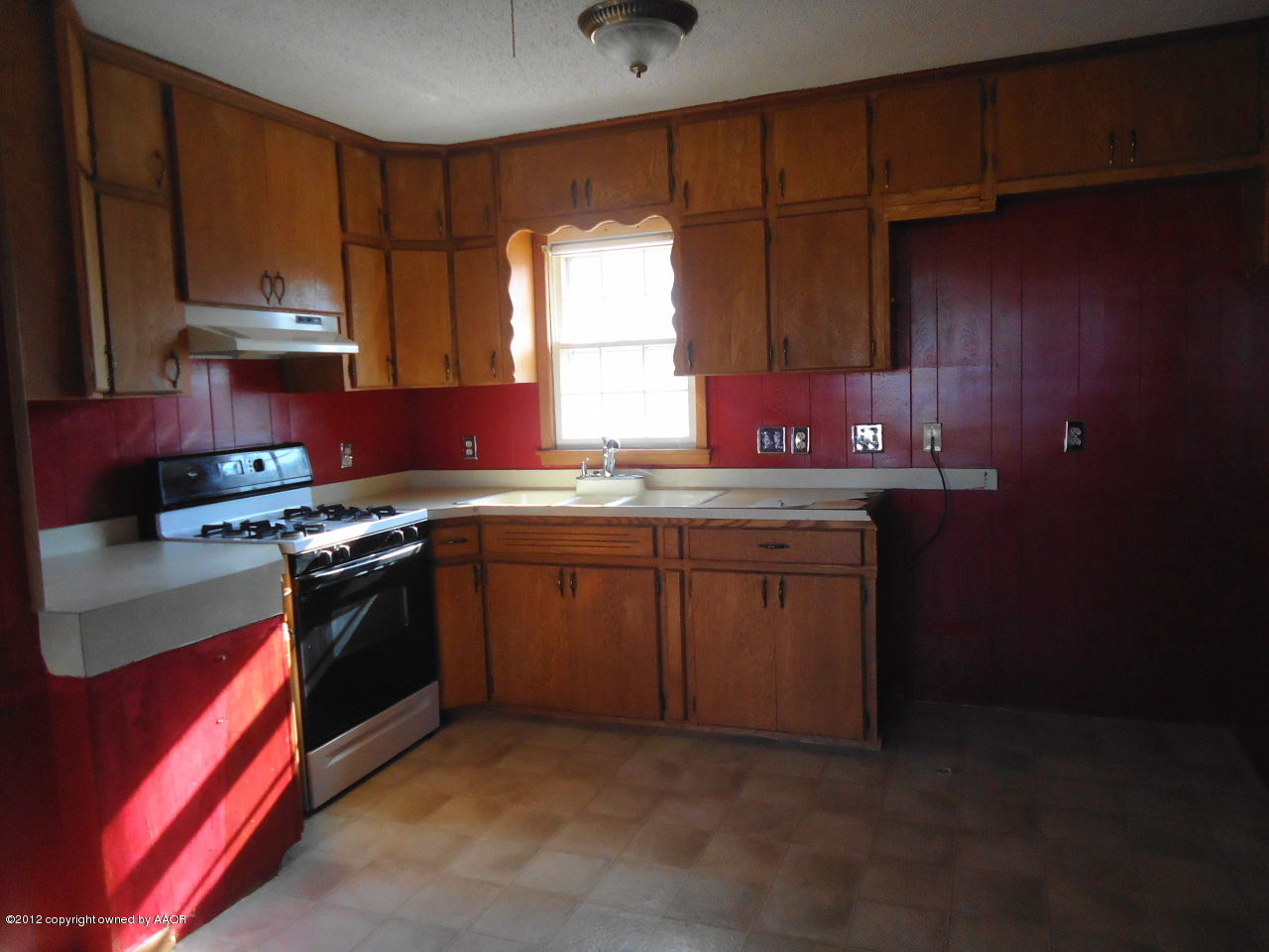 3816 Parker Street Amarillo, TX 79110 - Photo 5 of 11 Kitchen