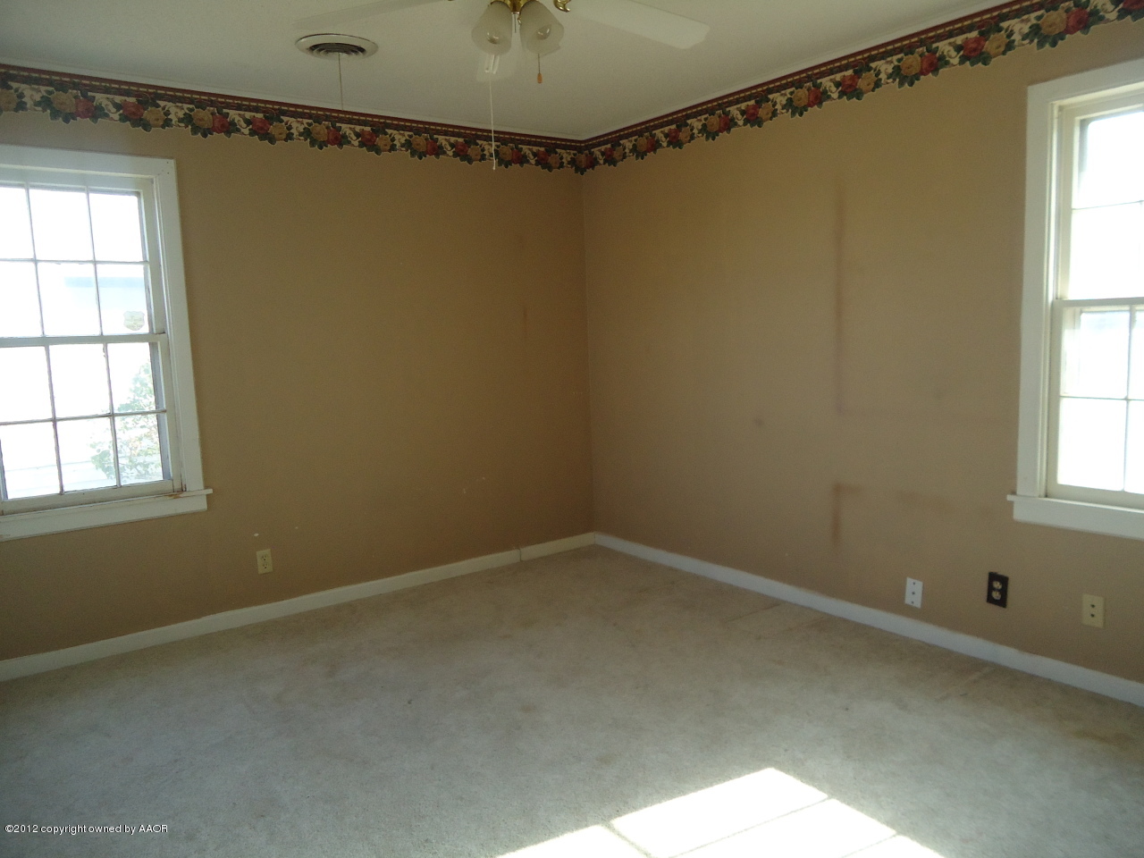 3816 Parker Street Amarillo, TX 79110 - Photo 7 of 11 Bedroom 2