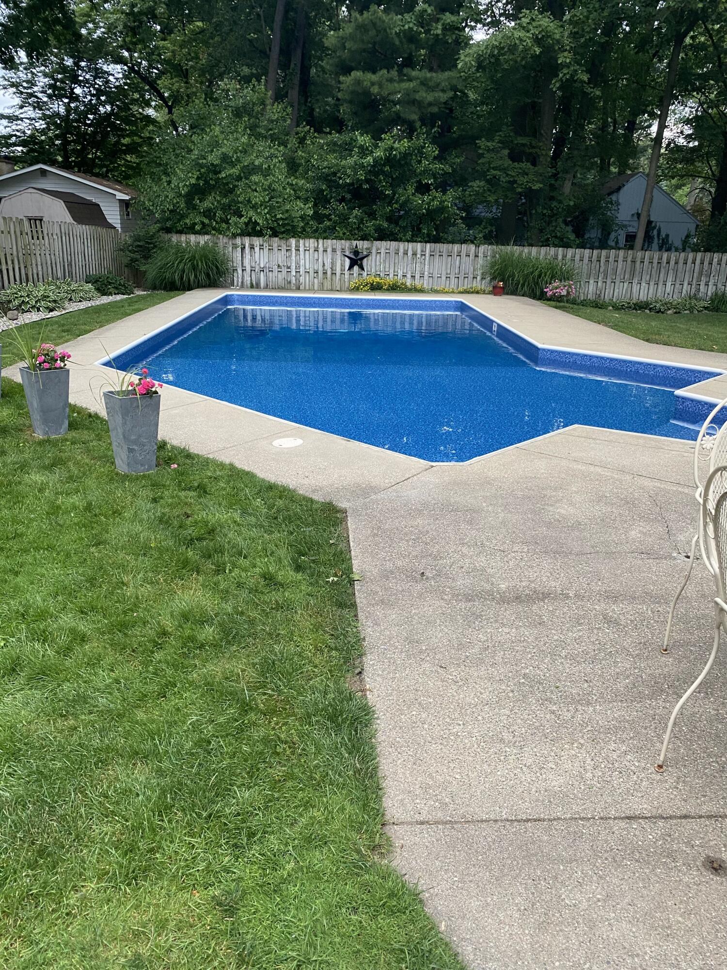 8101 Crestview Avenue Jenison, MI 49428 - Photo 54 of 58 Pool Summer Photo 3
