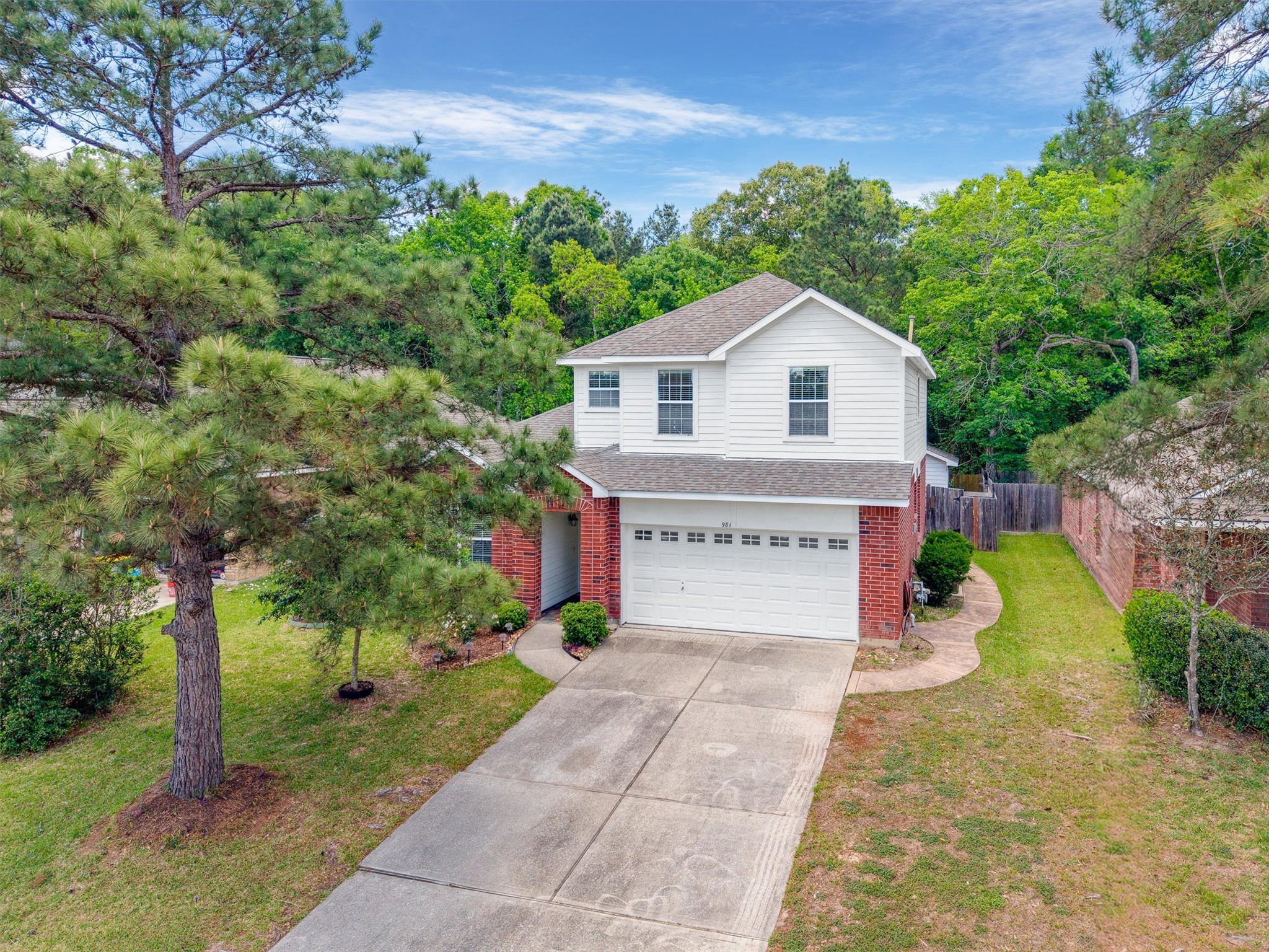 981 Doire Drive Conroe, TX 77301 - Photo 3 of 49