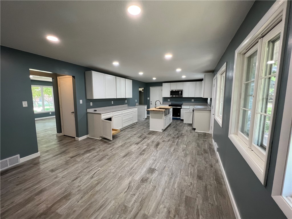 3 Ewing Place Decatur, IL 62522 - Photo 3 of 27