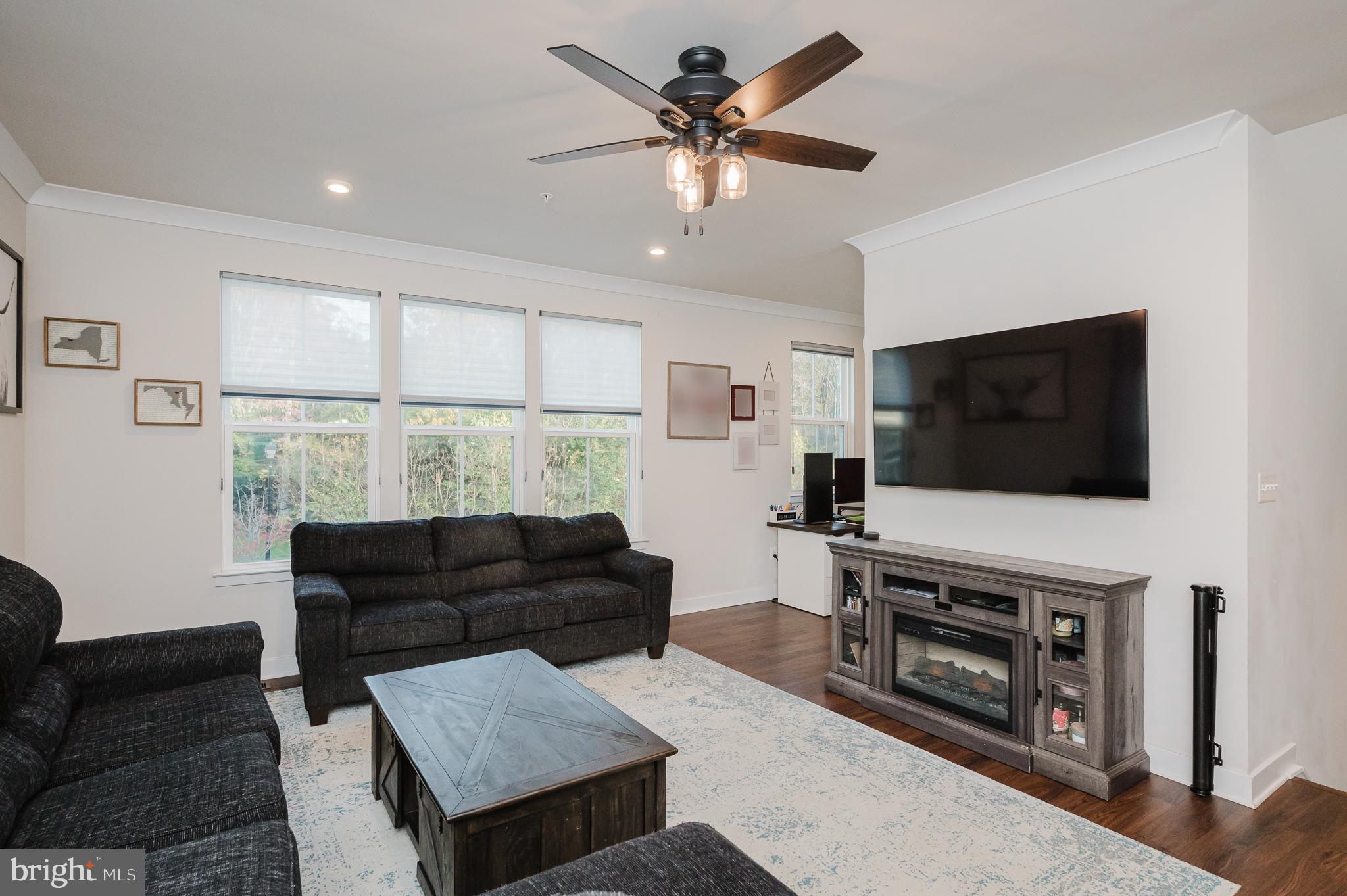 2818 Shaws Road Sparrows Point, MD 21219 - Photo 10 of 34 Living Room-Luxury Vinyl Plank Flooring