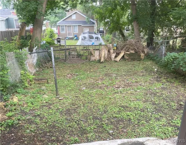 $139,000 | 2407 Lodi Street, Syracuse, NY 13208