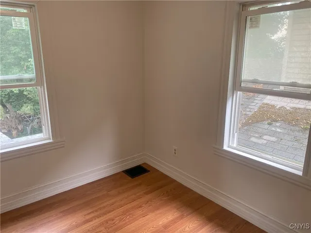 $139,000 | 2407 Lodi Street, Syracuse, NY 13208