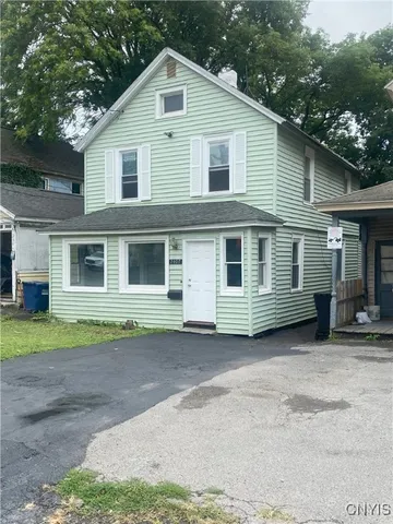 $139,000 | 2407 Lodi Street, Syracuse, NY 13208