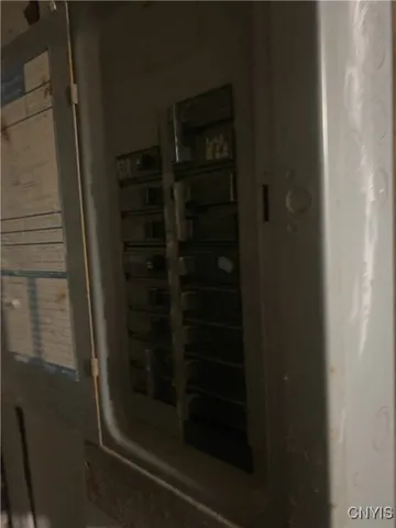 $139,000 | 2407 Lodi Street, Syracuse, NY 13208