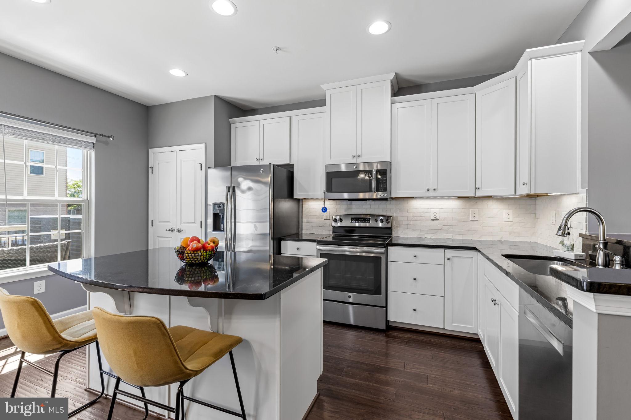 4662 Hudson Street Baltimore, MD 21224 - Photo 15 of 43