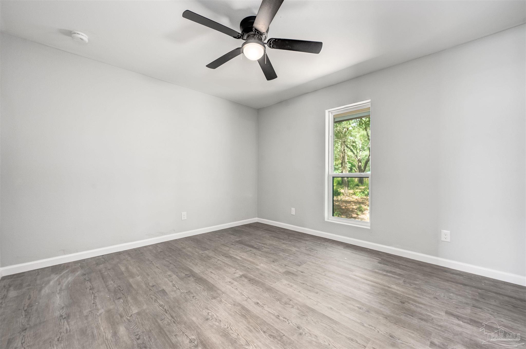 1474 Redfish Point Road Gulf Breeze, FL 32563 - Photo 19 of 34 Gallery Image 19