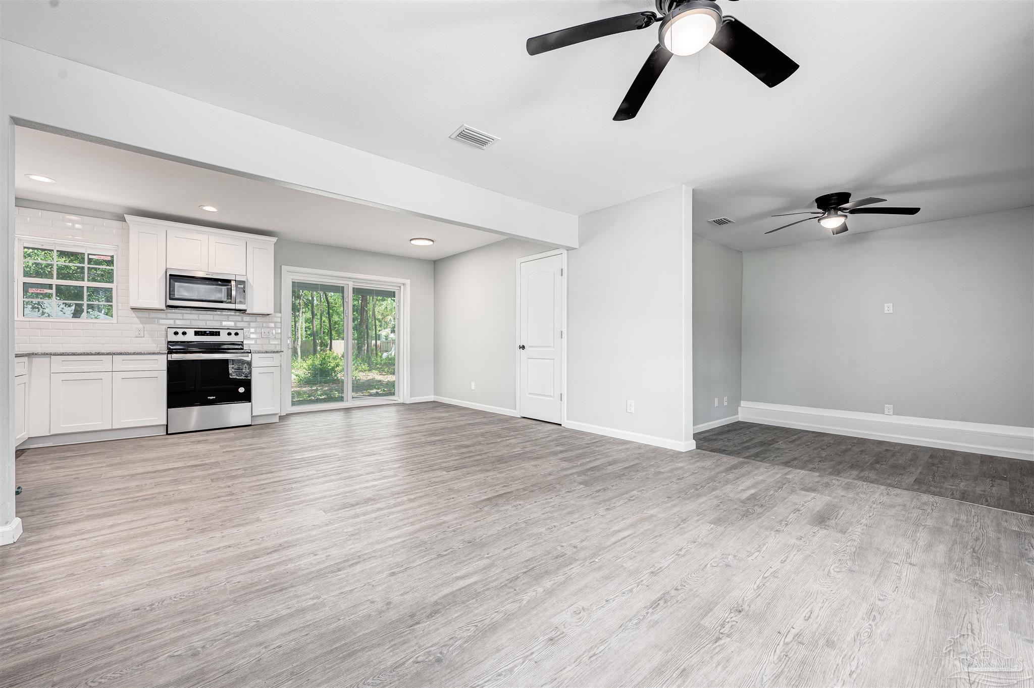 1474 Redfish Point Road Gulf Breeze, FL 32563 - Photo 6 of 34 Gallery Image 6