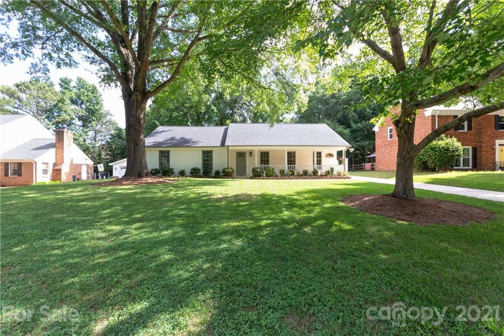 9107 Raintree Lane Charlotte, NC 28277 - Photo 1 of 38 Gallery Image 1